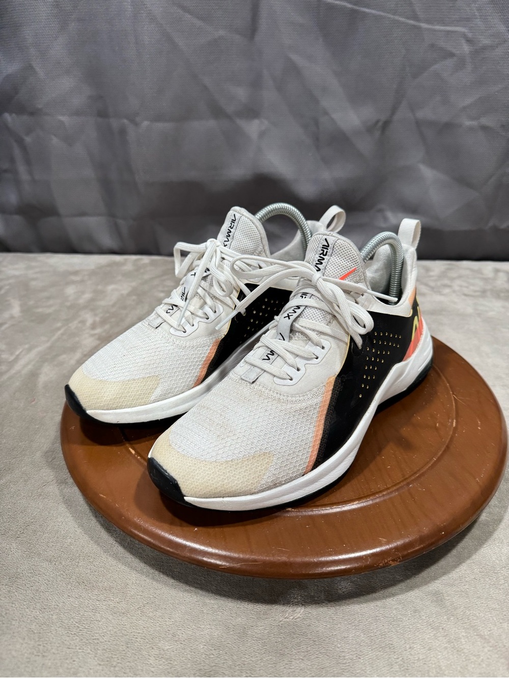 Nike Air Max Bella TR 3 Sneakers